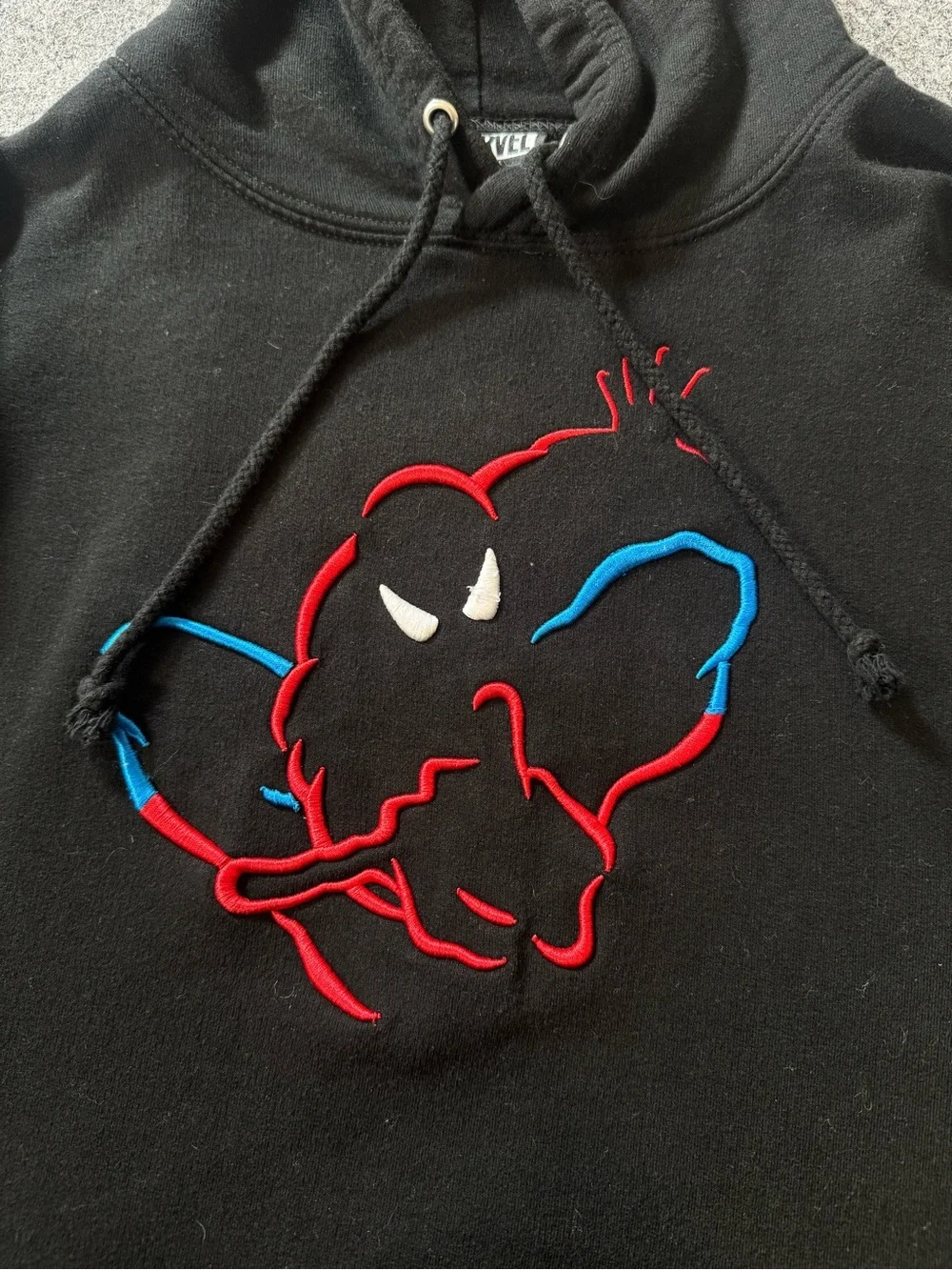 Marvel Spider-Man Universal Studios Embroidered Hoodie Black Men's Medium M